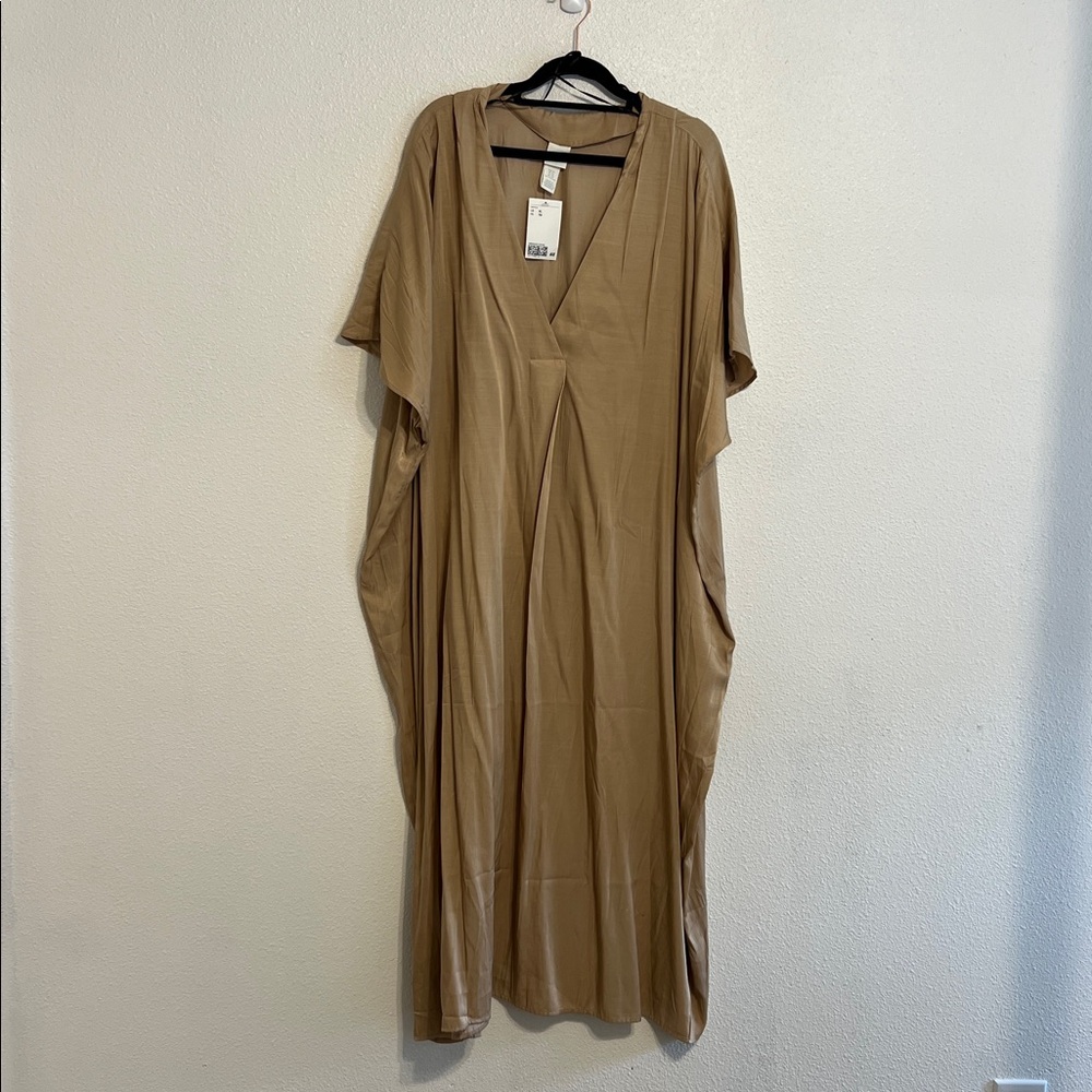 H&M Beige V-Neck Dress